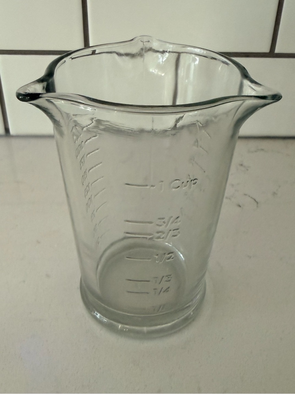 Anchor Hocking Vintage Three Tri-Pour Measuring Glass in Cups Oz and ml